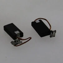 Jeu de 2 charbons pour marteaux perfo Bosch adaptable 1617014122