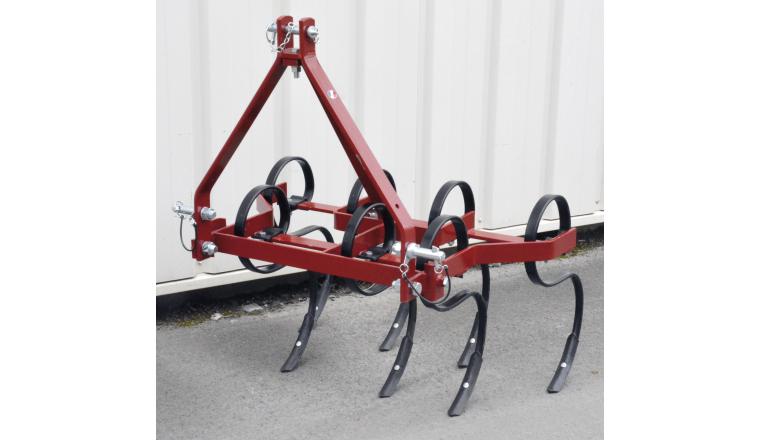 CULTIVATEUR A RESSORT 7DENTS CR7 DELMORINO