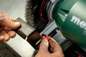 Touret combiné et Ponceuse à bande Metabo BS200
