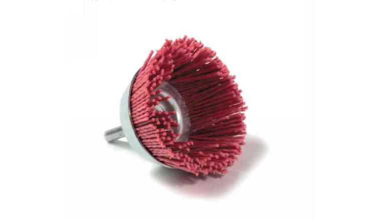 BROSSE COUPE 65 NYL  ROUGE