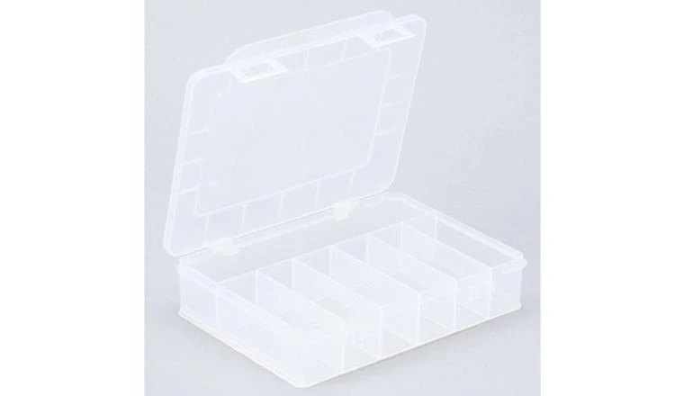 BOITE VIS TRANSPARENTE 7COMPARTIMENTS 18X15X4CM