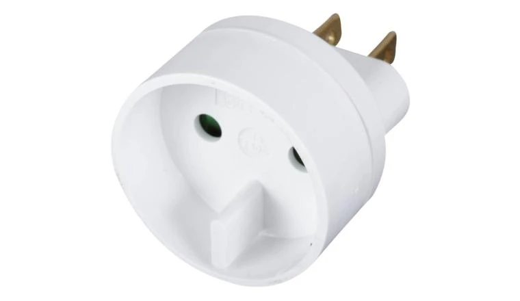 ADAPTATEUR EUROPE 16A/M USA DEBFLEX