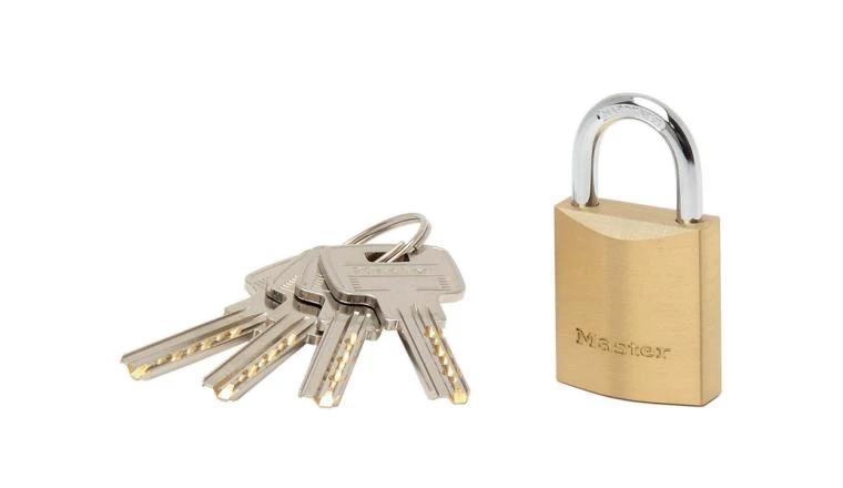 Cadenas laiton 30mm double verrouillage Master Lock 2930 EURD