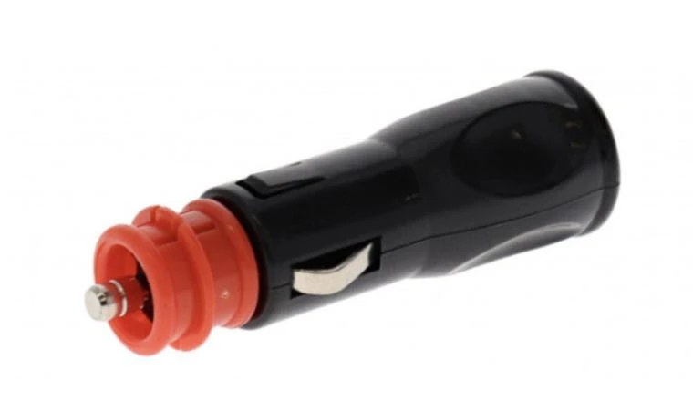 PRISE MALE ALLUME CIGARE