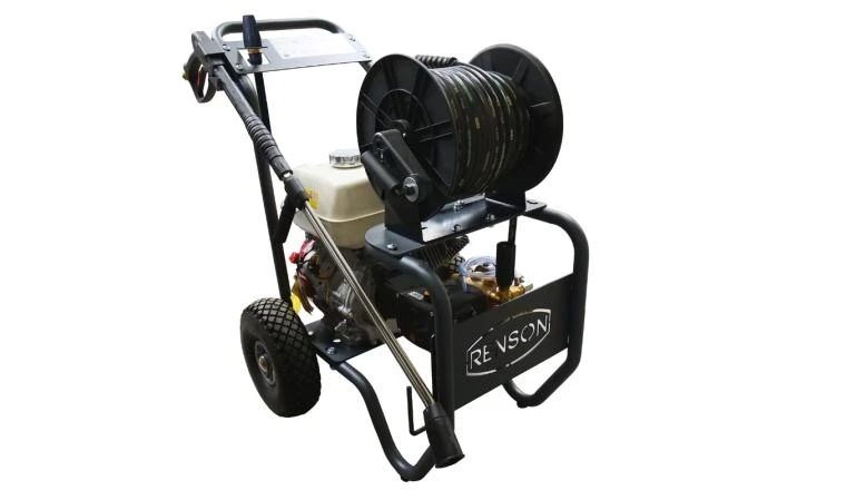 NETTOYEUR HAUTE PRESSION BOOSTER 250B/15L 20M AVEC ENROULEUR / MOTEUR HONDA