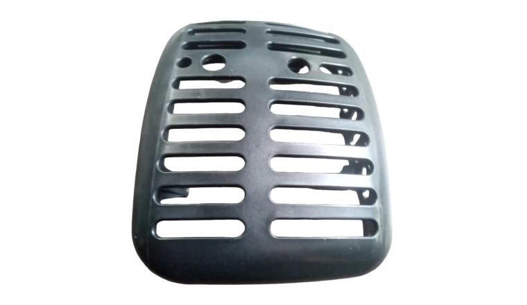 CAPOT PROTECTION A320000770