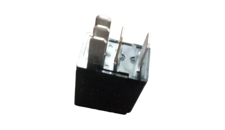 Relais 12V 20A pour autoportée et fraise à neige MTD adaptable 7251648