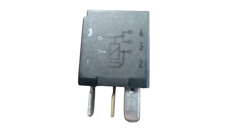 Relais 12V 20A pour autoportée et fraise à neige MTD adaptable 7251648