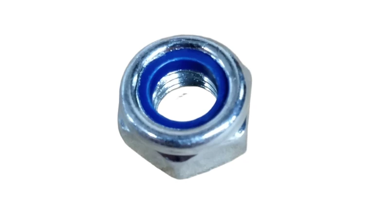 Ecrou nylstop M10 zingué
