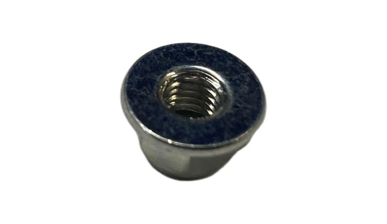 Ecrou hexagonal M5 pour tailles haies Stihl 9216-263-0710