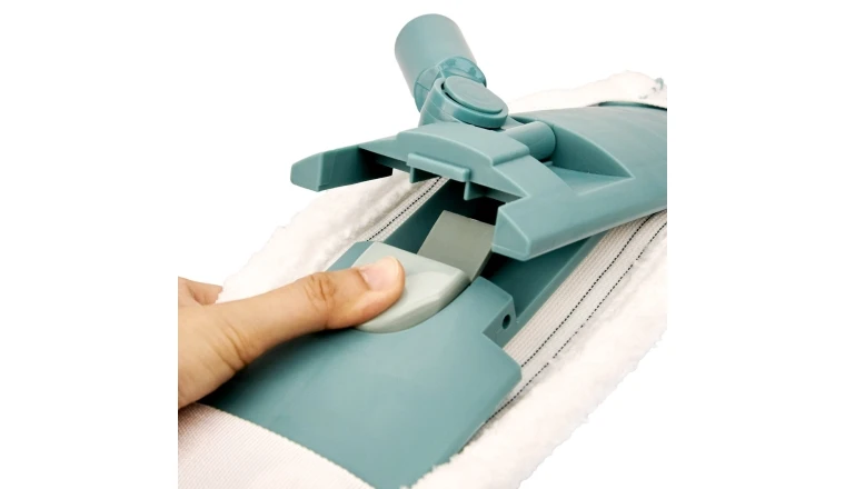 BALAI A PLAT AVEC RECHARGE MICROFIBRE GRATTANTE INTEGREE IMPACT