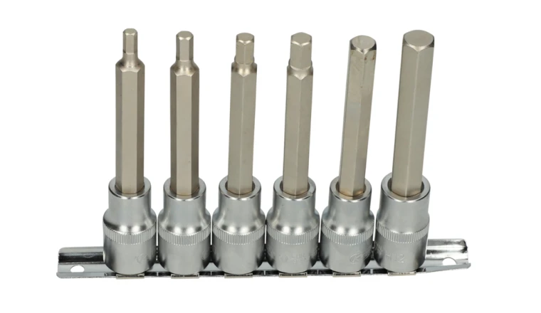 RAIL DE 6 DOUILLES TOURNEVIS 6 PANS. L.110 MM - 5 A 12 MM