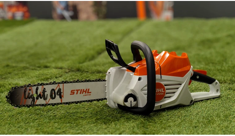 Tronçonneuse à batterie MSA 220 C-B Stihl