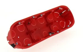 Boîte d'encastrement Triple pour Cloison Sèche - 67 x 40 mm - Entraxe 71 mm - Ref 718782 - DEBFLEX