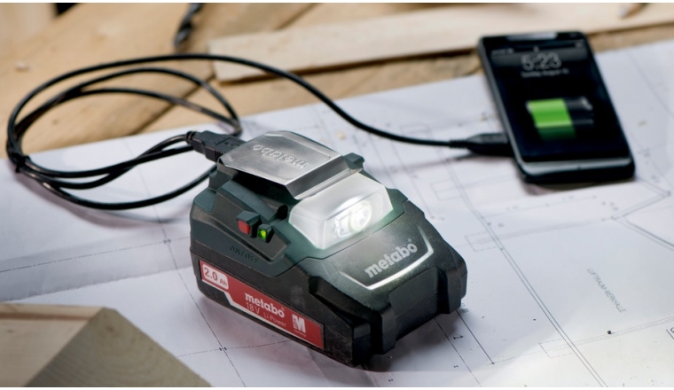Adaptateur Electrique Sans Fil Metabo PA14.4-18 LED-USB