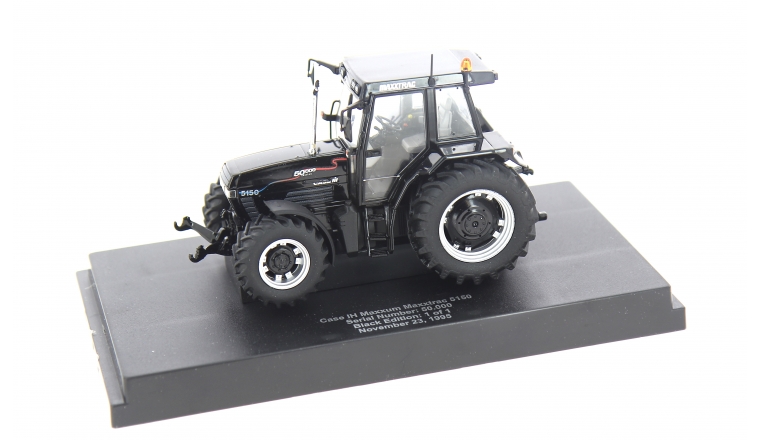 Tracteur Case IH 5150 Black Edition échelle 1/32 UH4207