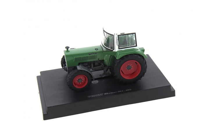 Tracteur Fendt Farmer 106S avec Cabine 4 Roues motrices Echelle 1/32 UH5312