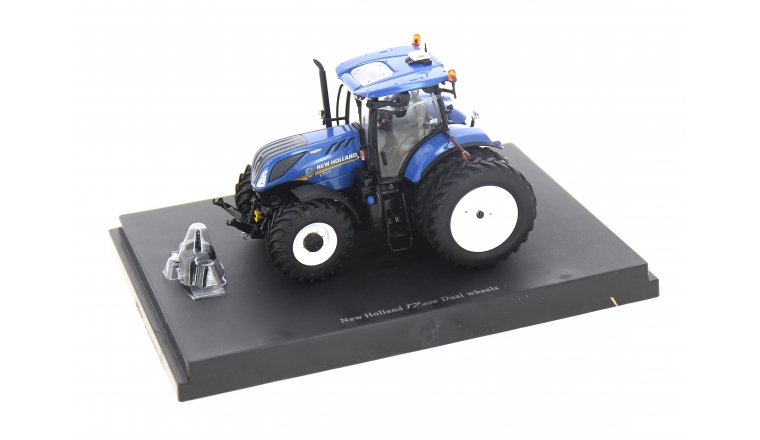 Tracteur New Holland T7 225 roues jumelées Version US Universal Hobbies