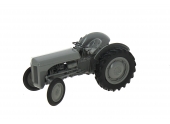 Tracteur Massey Ferguson TE-20  échelle 1/16 Universal Hobbies